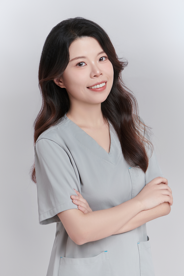舒欣医生,香港注册执业牙医